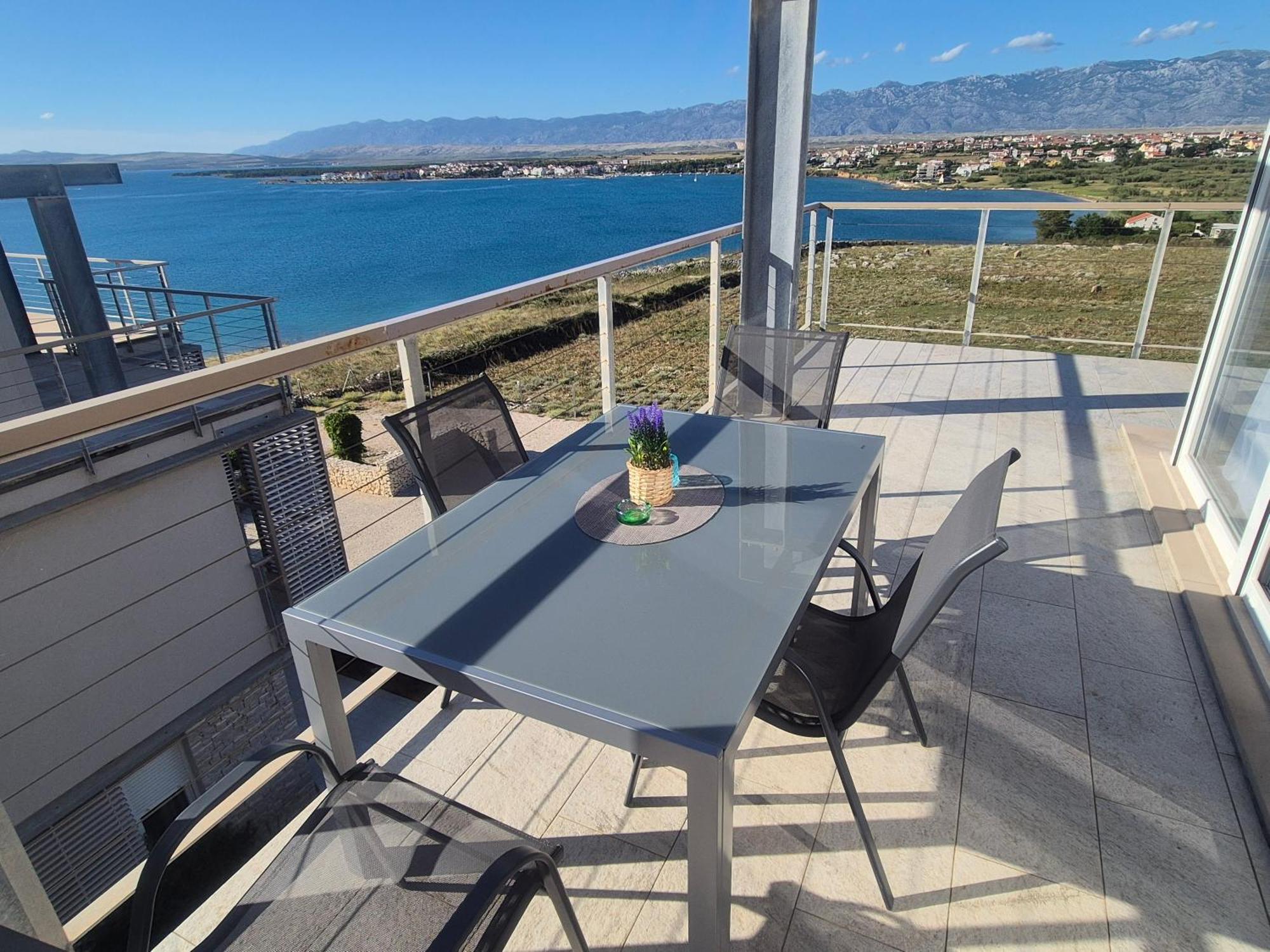 Apartment Penthouse Jelena *