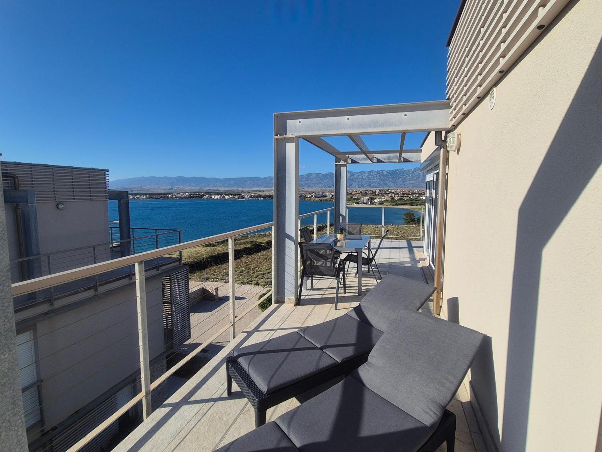 Penthouse Jelena